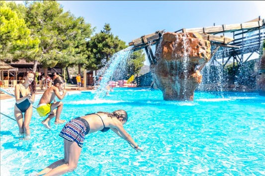 PISCINAS/ BALEARES