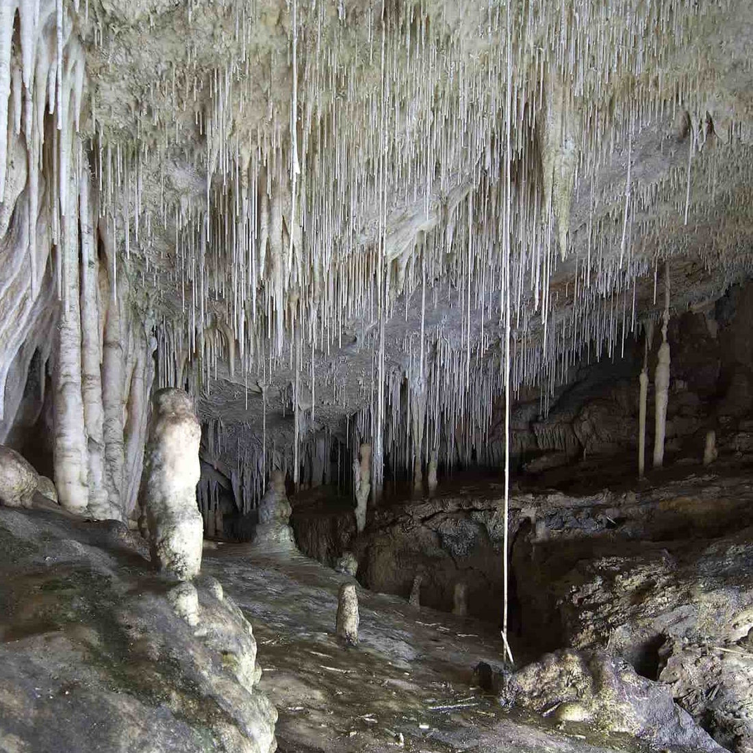 CUEVAS/ BALEARES